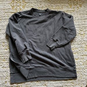 AE crew neck slit side sweat shirt
